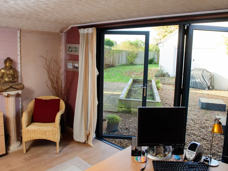 Bifold Clapham