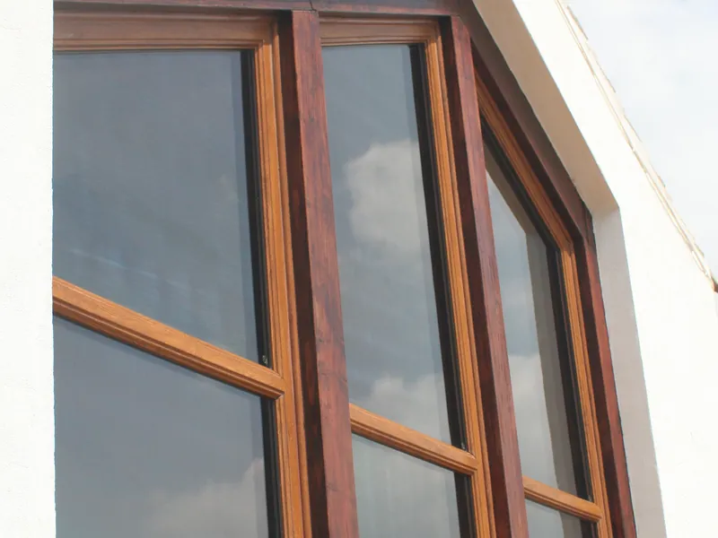 Bay Windows Clapham